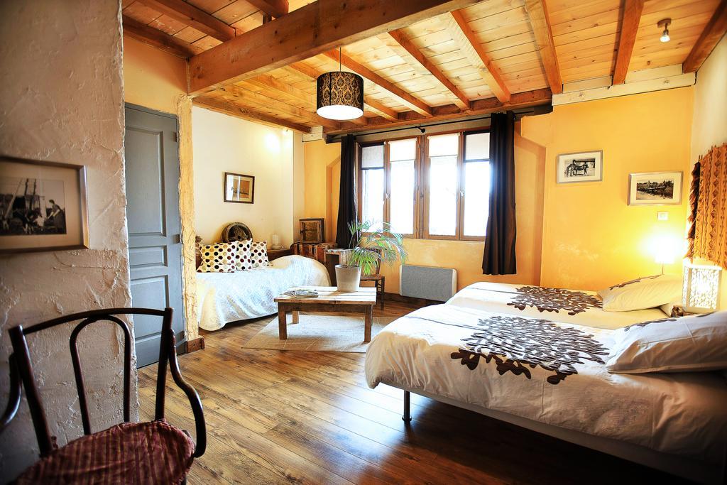 فندق Châtillon-la-Paludفي  La Ferme Modele الغرفة الصورة
